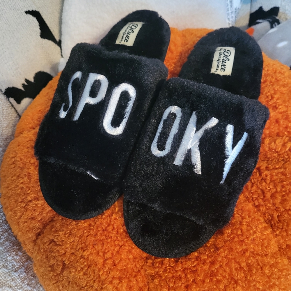 Dluxe by Dearfoams womens SPOOKY halloween slippers 7-8 new